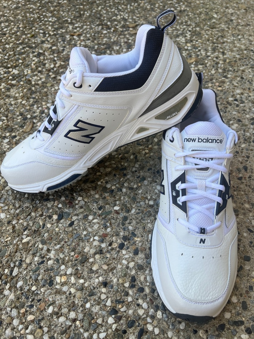 New Balance Men’s 855 Motion Control Cross Trainer Sneakers